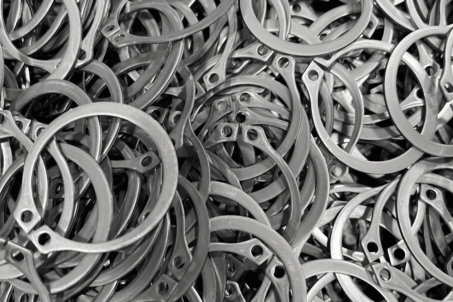 Materials & Finishes for Tapered and Constant Section Retaining Rings